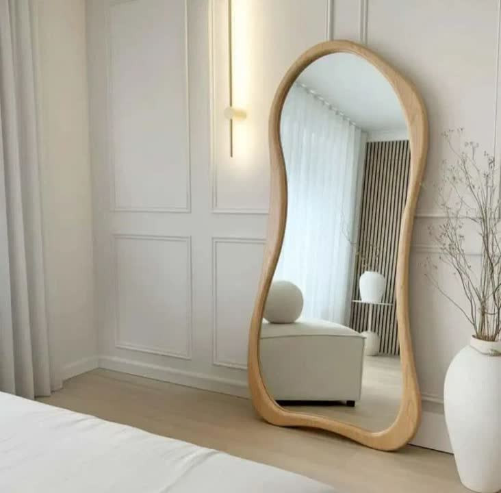آینه قدی چوبی رنگی مدل دفرمه